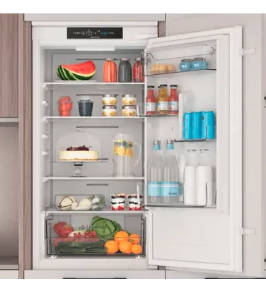 Холодильник Indesit  INC18T311   - 1