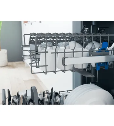 Посудомоечная машина Indesit DSIC3M19   - 1