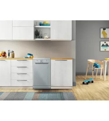 Купуйте посудомийну машину DSCFE1B10SRU в офіційному магазині Indesit